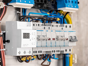 impianti-elettrici-negozi-ambienti-commerciali
